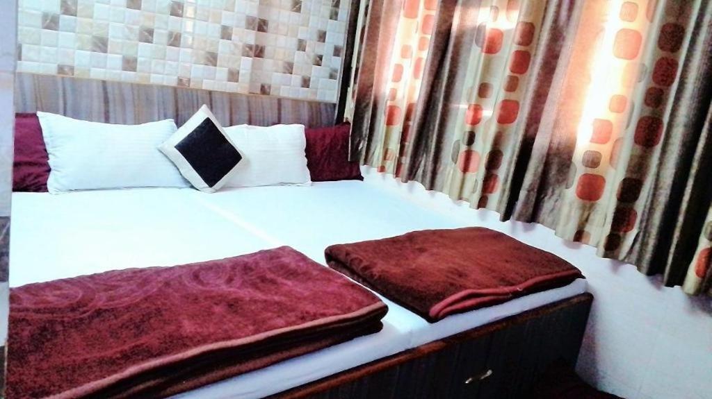 Ajanta Hotel 100 Mtrs Railway Station & 400 Mtrs Dargah Ádzsmir Kültér fotó